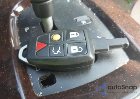 2006 Volvo S40 2.4I z USA, uszkodzony, nr VIN YV1MS382162160365